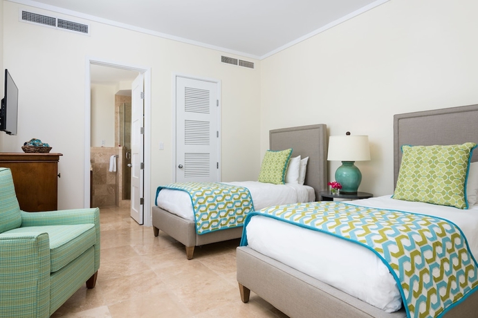 Imagen de la habitación del Hotel West Bay Club. Foto 13