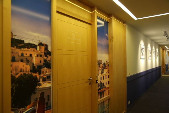 Imagen de los interiores del Hotel West Bay. Foto 14