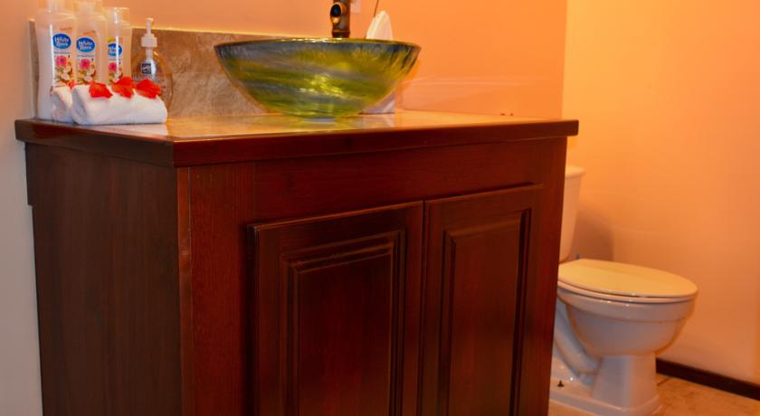 Imagen de los interiores del Hotel West Bay Lodge. Foto 8