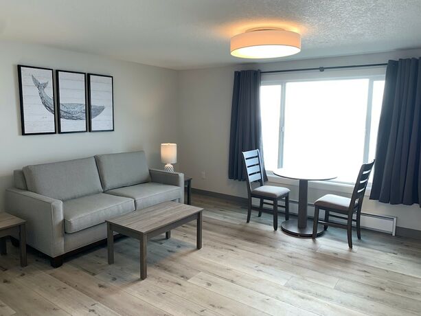 Imagen general del Hotel West Beach Suites. Foto 2