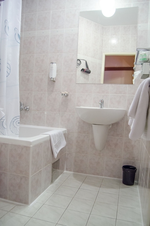 Imagen de la habitación del Hotel West, Bratislava. Foto 14