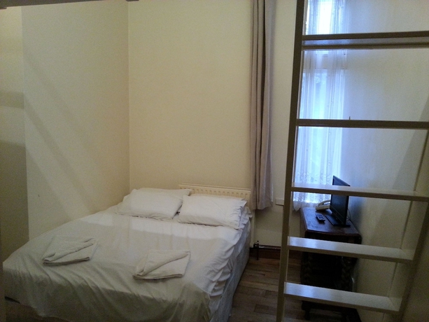 Imagen de la habitación del Hotel West Brompton Studios. Foto 4