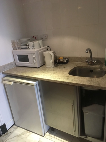 Imagen de la habitación del Hotel West Brompton Studios. Foto 14