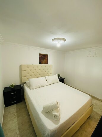 Imagen de la habitación del Hotel West California. Foto 14