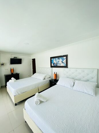 Imagen de la habitación del Hotel West California. Foto 15