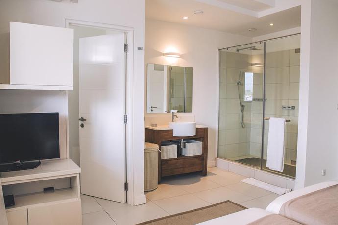 Imagen de la habitación del Hotel West Coast Marina. Foto 7