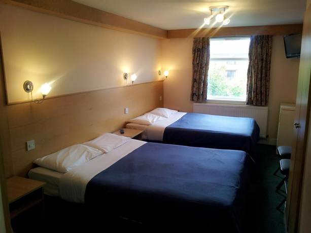 Imagen de la habitación del Hotel West Cromwell. Foto 5
