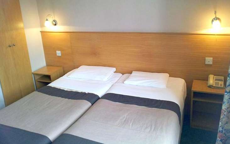 Imagen de la habitación del Hotel West Cromwell. Foto 17