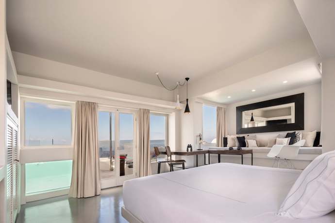 Imagen de la habitación del Hotel West East Suites. Foto 11