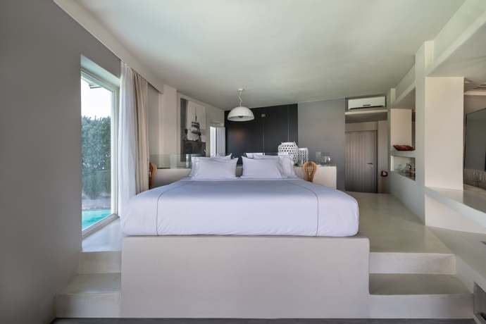 Imagen de la habitación del Hotel West East Suites. Foto 18