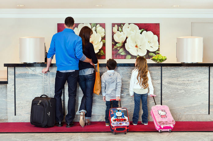 Imagen de la piscina del Hotel West Edmonton Mall Inn. Foto 13