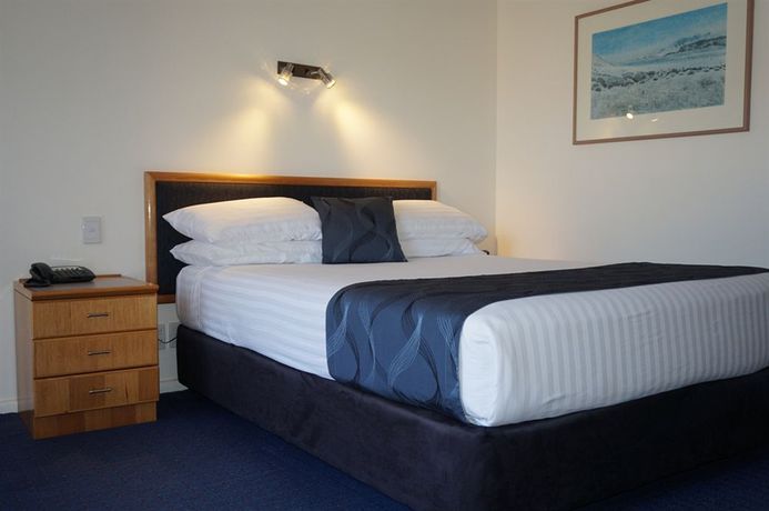 Imagen de la piscina del Hotel West End Motor Lodge. Foto 16