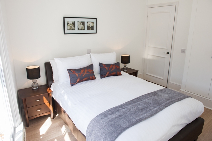 Imagen de la habitación del Hotel West End One. Foto 2