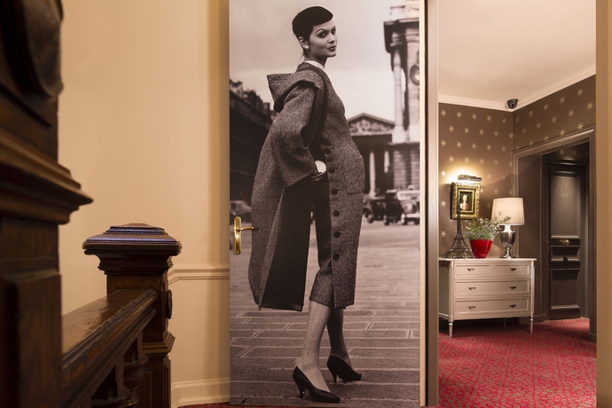 Imagen de los interiores del Hotel West End, París. Foto 14