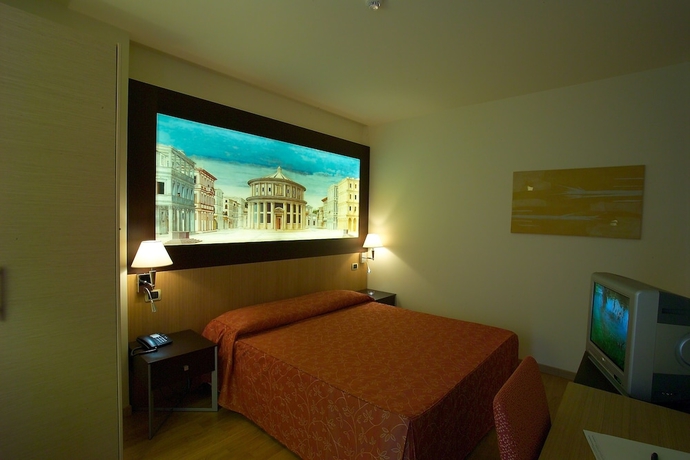 Imagen de la habitación del Hotel West Florence. Foto 4