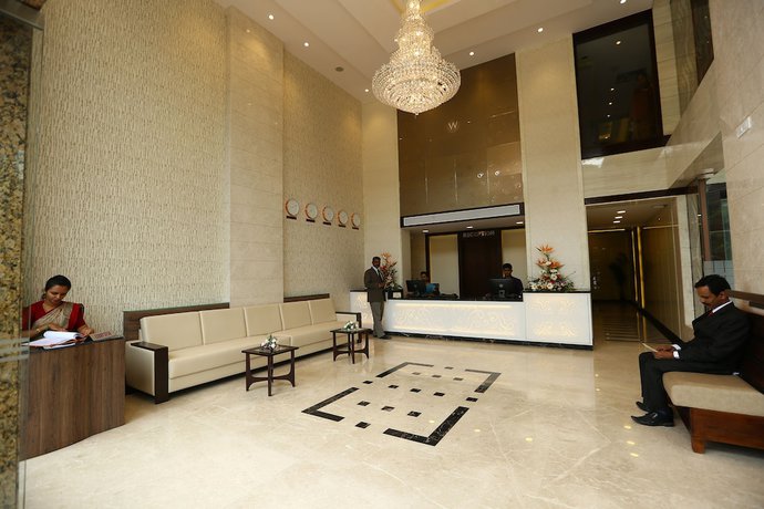 Imagen de los interiores del Hotel West Fort. Foto 11