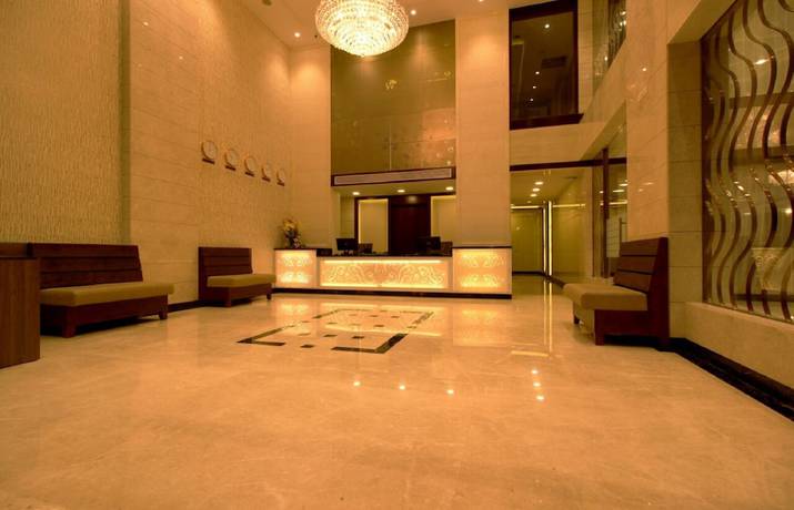 Imagen de los interiores del Hotel West Fort. Foto 12