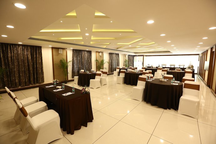 Imagen de los interiores del Hotel West Fort. Foto 13