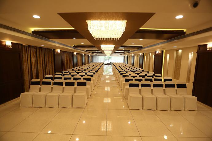 Imagen de los interiores del Hotel West Fort. Foto 17