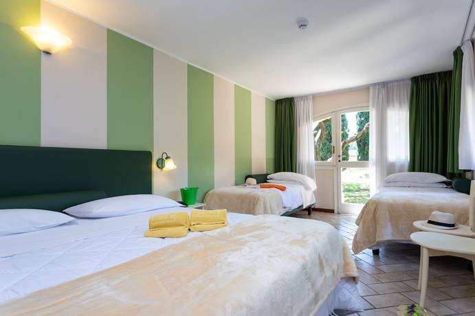 Imagen de la habitación del Hotel West Garda. Foto 3