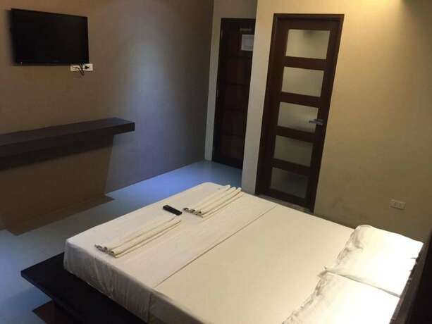 Imagen de la habitación del Hotel West Gate. Foto 14