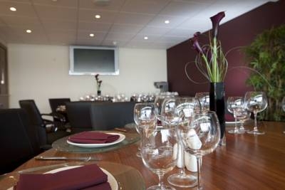 Imagen del bar/restaurante del Hotel West Ham United. Foto 4