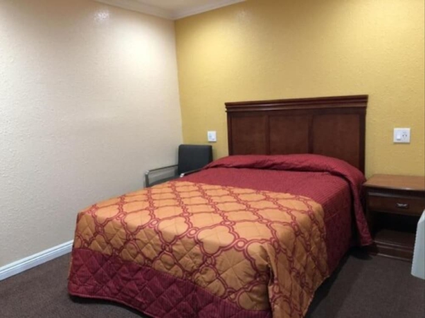 Imagen de la habitación del Hotel West Inn Hollywood - La. Foto 4