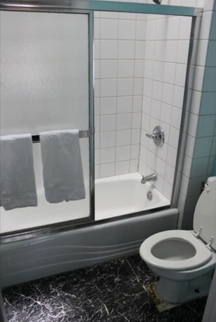 Imagen de la habitación del Hotel West Inn Hollywood - La. Foto 6