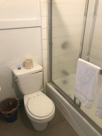 Imagen de la habitación del Hotel West Inn Hollywood - La. Foto 16