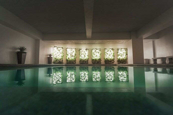 Imagen de la piscina del Hotel West Insula Units By AYS. Foto 36