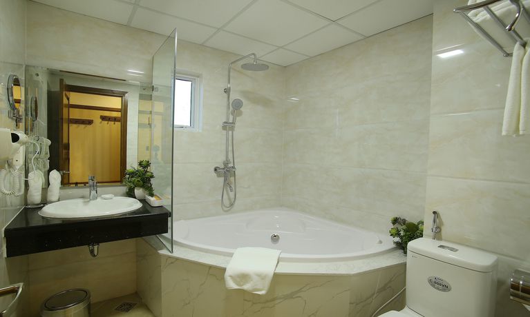 Imagen del bar/restaurante del Hotel West Lake Home and Spa. Foto 4