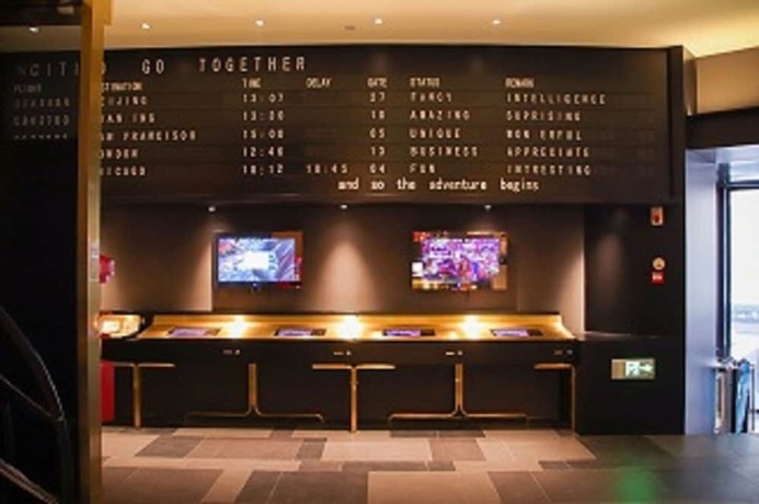 Imagen de los interiores del Hotel West Lake Qingchun Citigo Hangzhou. Foto 12