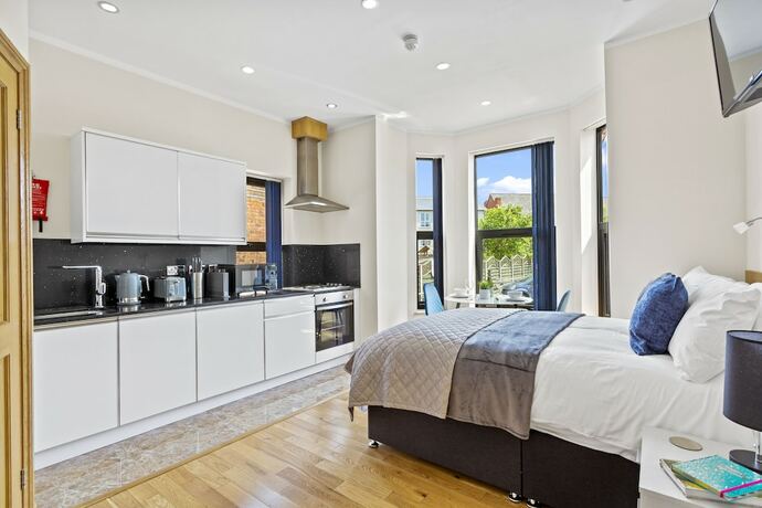 Imagen de la habitación del Hotel West One Studios. Foto 17