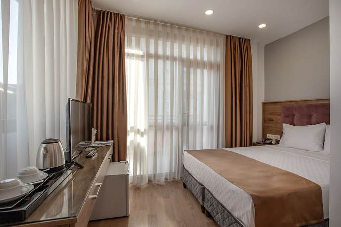 Imagen de la habitación del Hotel West Palace. Foto 12