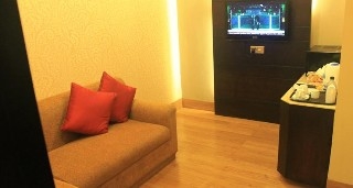 Imagen de la habitación del Hotel West Park Inn. Foto 11