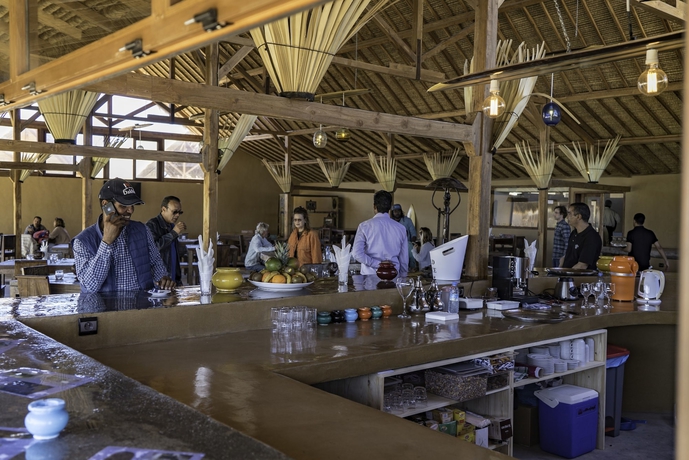 Imagen del bar/restaurante del Hotel West Point Dakhla. Foto 3