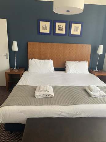 Imagen de la habitación del Hotel West Rocks Townhouse. Foto 15