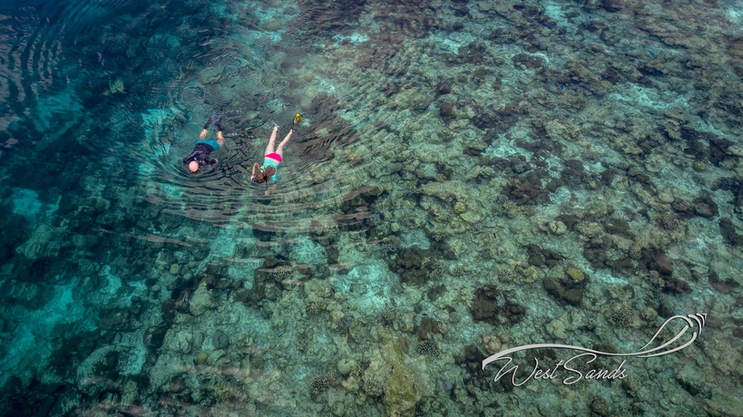 Imagen de los exteriores del Hotel West Sands. Foto 14