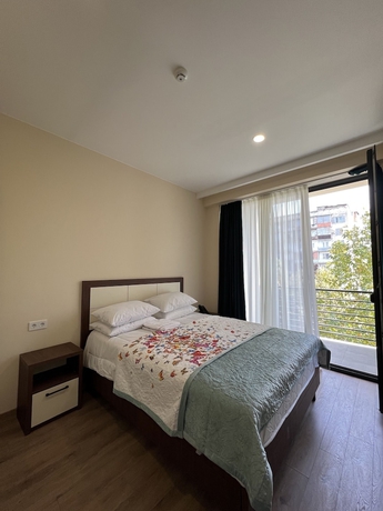 Imagen de la habitación del Hotel West Tbilisi. Foto 15