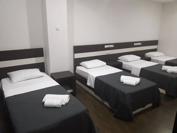 Imagen de la habitación del Hotel West Tower Hotel. Foto 8