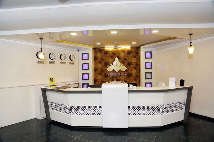 Imagen de los interiores del Hotel West View, Bhilad. Foto 14
