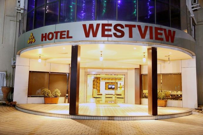Imagen general del Hotel West View, Bhilad. Foto 3