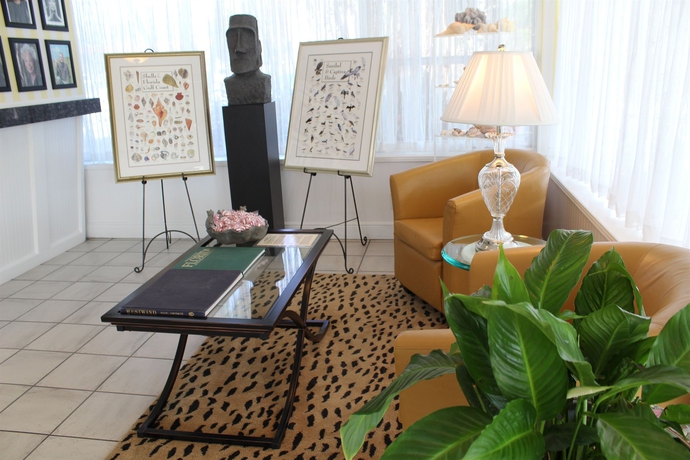 Imagen de los interiores del Hotel West Wind Inn. Foto 16