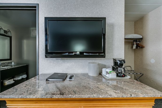 Imagen de la habitación del Hotel West Wing at Park Town. Foto 2