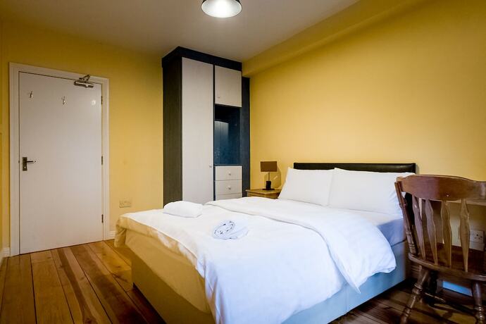 Imagen de la habitación del Hotel West end Apartments Galway. Foto 13