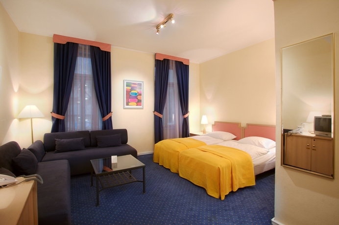 Imagen de la habitación del Hotel Westbahn. Foto 7