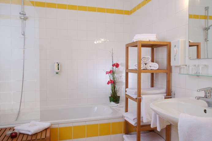 Imagen de la habitación del Hotel Westbahn. Foto 10