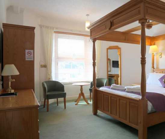 Imagen de la habitación del Hotel Westberry. Foto 7