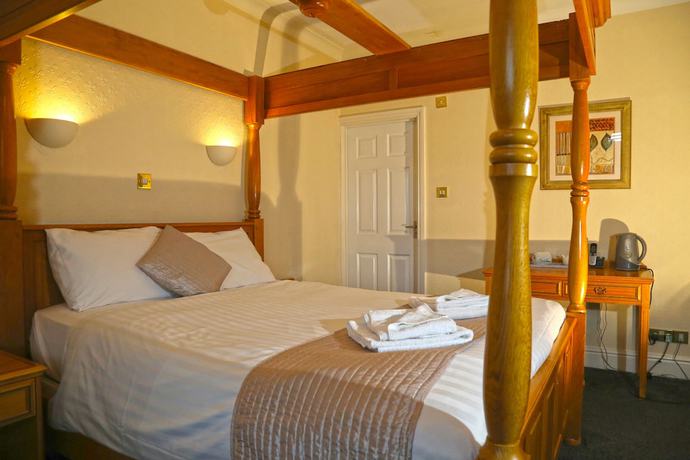 Imagen de la habitación del Hotel Westberry. Foto 19