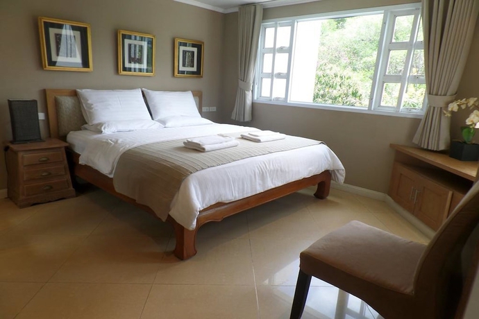 Imagen de la habitación del Hotel Westbury Residence. Foto 2